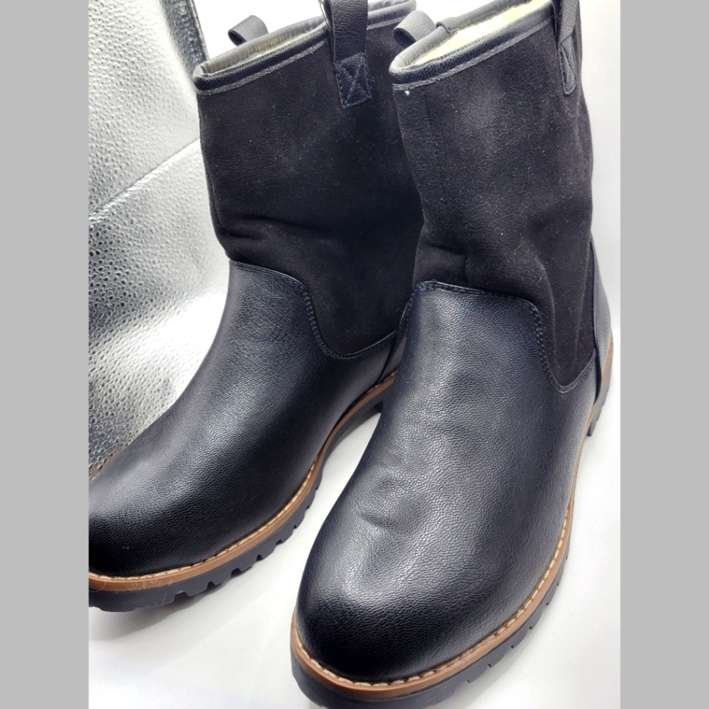 New Nautica Boots 11